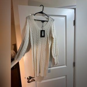 Sweater dress from Pretty Little Thing. Size medium. **NEVER WORN**